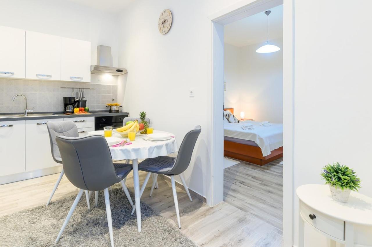 بولا Charming Apartment In Town Center المظهر الخارجي الصورة