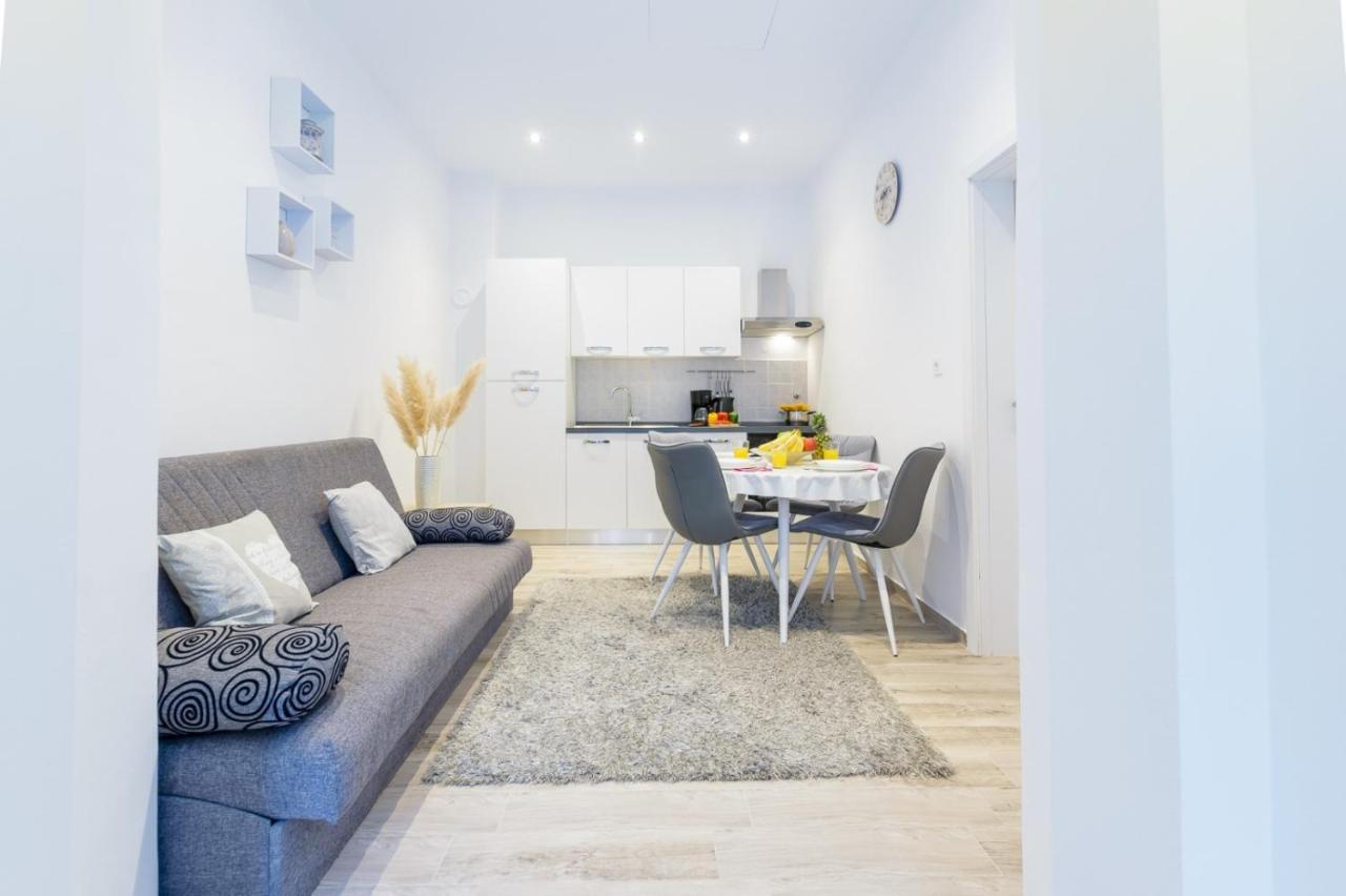 بولا Charming Apartment In Town Center المظهر الخارجي الصورة